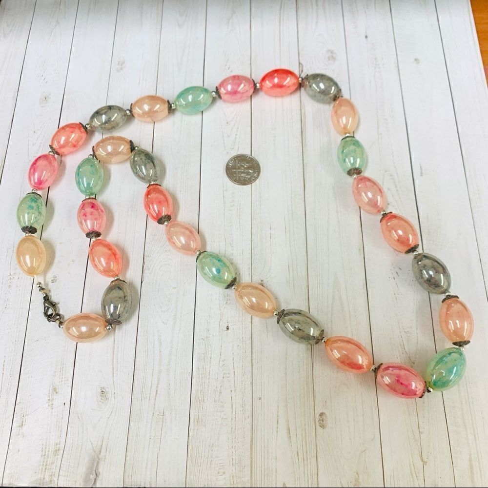 Pastel Bead Egg Shape Necklace